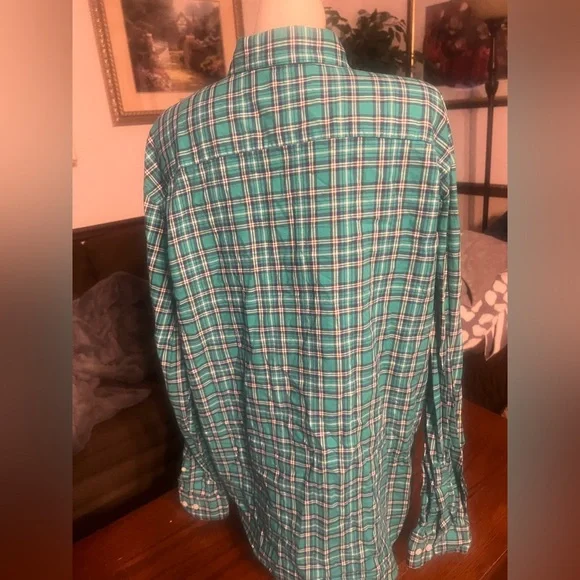 Crown & Ivy long sleeve button down - Picture 2 of 3